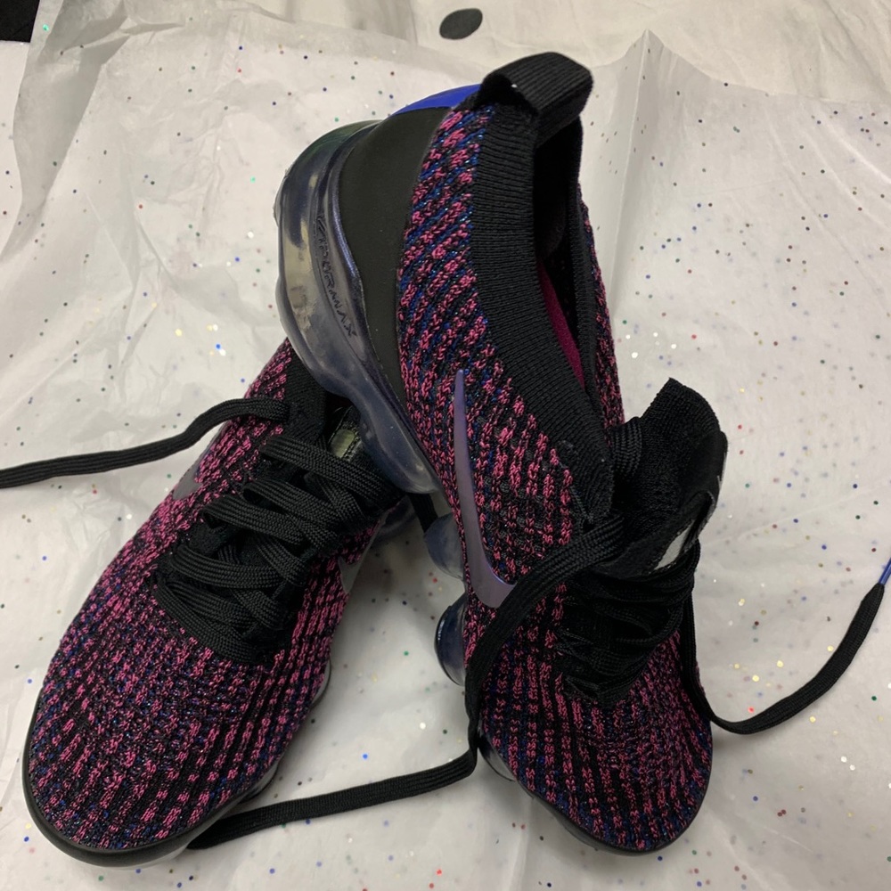 Nike Vapormax for women size 7